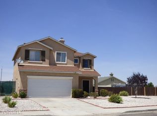 11748 Cliffwood St, Victorville, CA 92392