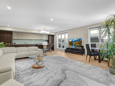 39 S Los Robles Ave #6019, Pasadena, CA, 91101