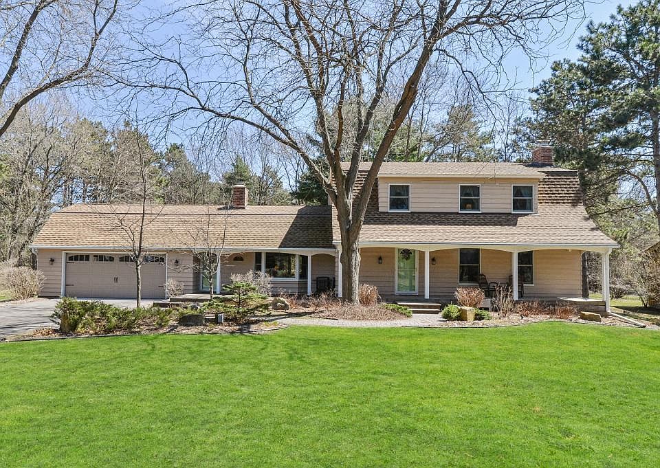 1st image of 8251 Deer Pond Ct N