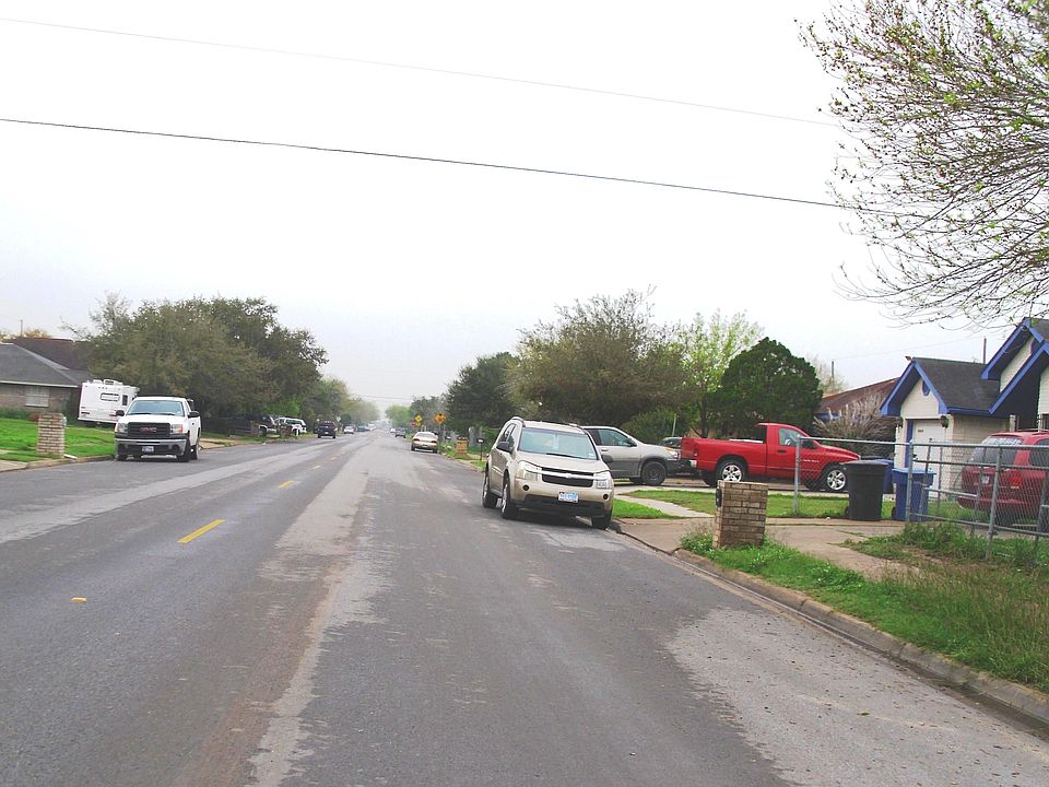 2nd image of 2720 Lucille Ave
