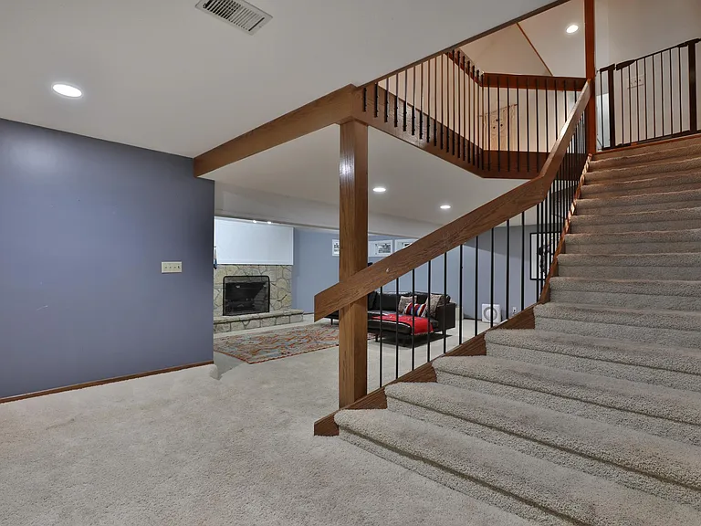 668 Eagle Rdg — Photo 47