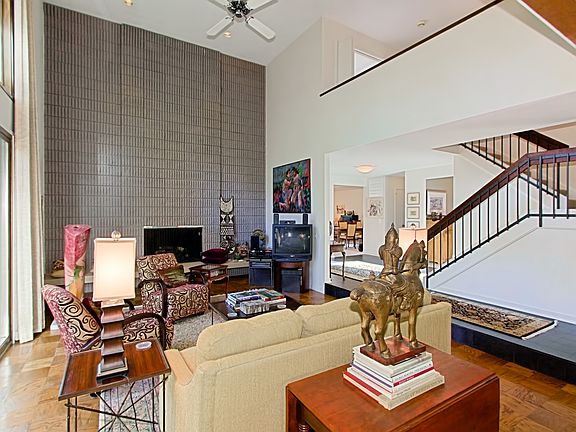 5th image of 3224 Amberley Ln