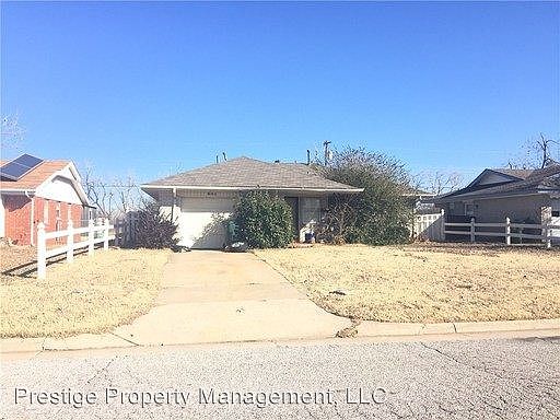 1st image of 601 Spruce Dr