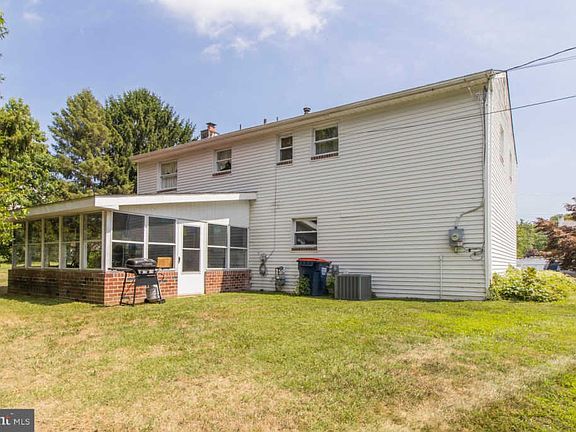 5th image of 1805 Log Ln