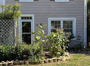 282 Albert Ct, Charlottesville, VA 22901