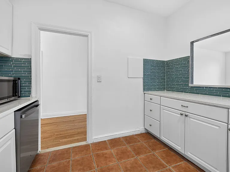 108 Palisade Ave #A2 — Photo 11