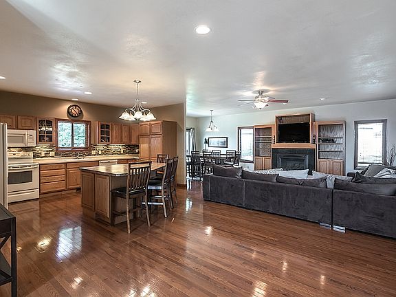 4th image of 108 Olivia Ct