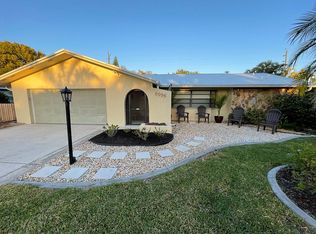 6996 Essex Dr, Fort Myers, FL 33919
