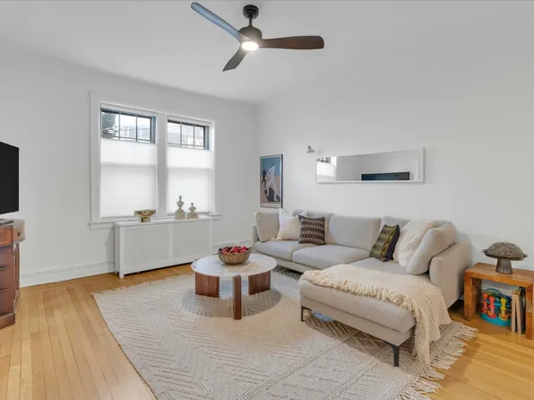 107 Kensington Avenue image 2 of 32