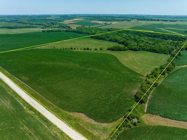 71510 646th Ave, Verdon, NE 68457