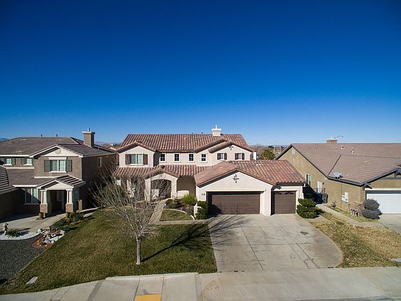 2nd image of 4011 Vancouver Ln