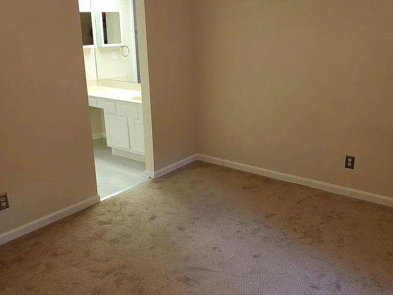 1167 Turkey Foot Rd #20 — Photo 24