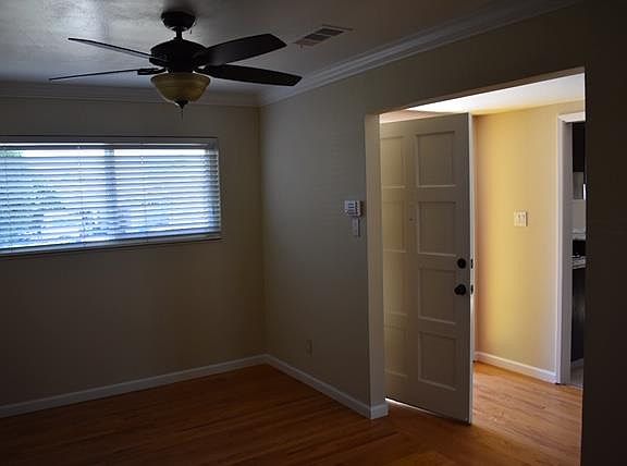 4th image of 3643 Tunis Ave