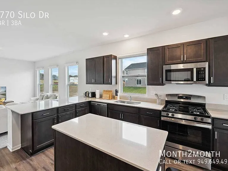 2770 Silo Dr — Photo 8