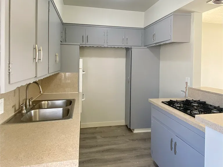 126 N Electric Ave #K — Photo 12