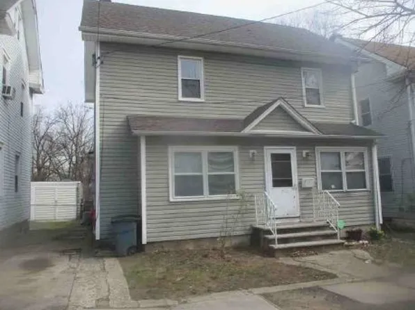 79 Tiffany Blvd, Newark, NJ 07104