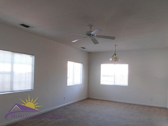 4th image of 160 Arnold Gamble Cir