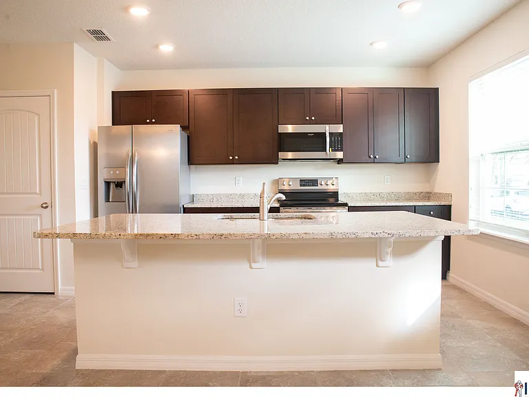 9555 Amber Chestnut Way — Photo 3