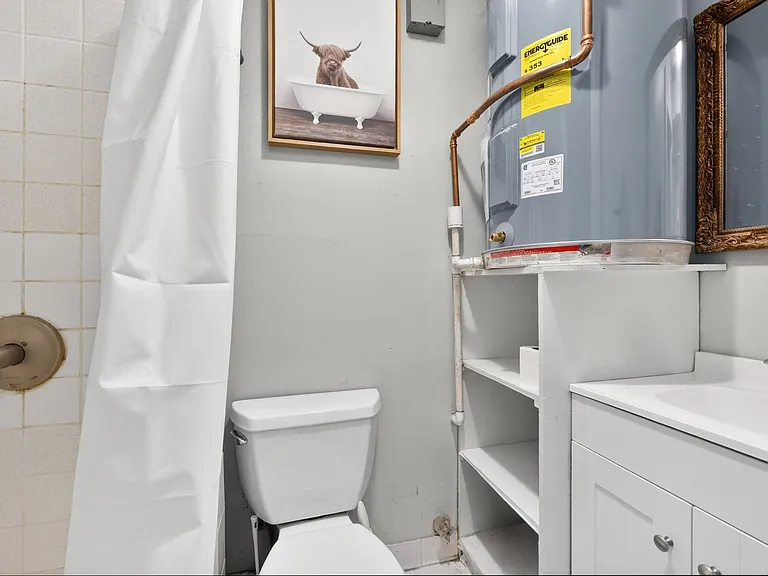1109 Washington St #6 — Photo 15