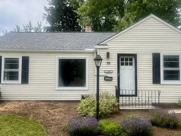 1240 Orchard Heights Dr, Mayfield Heights, OH 44124