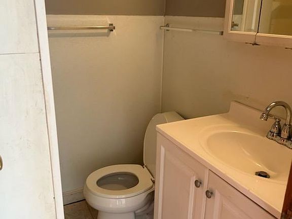 5th image of 956 6th St #11323969