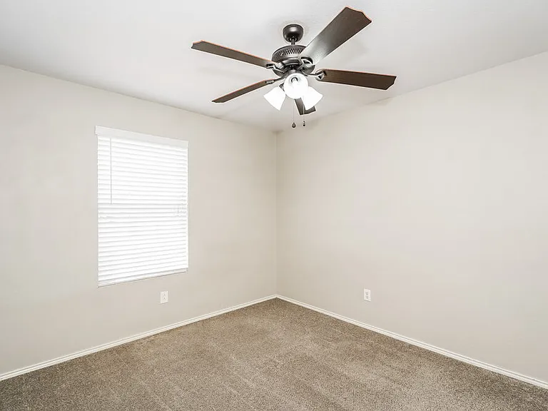 1453 Castle Ridge Rd — Photo 13