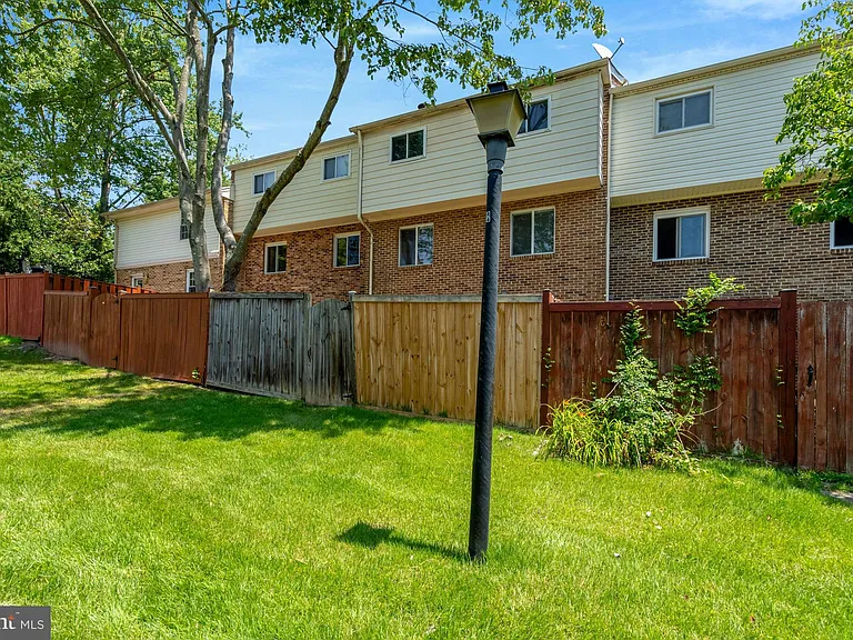 7065 Leewood Forest Dr — Photo 60
