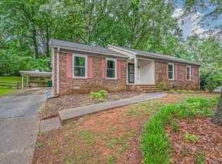 1000 Wishing Well Ln, Charlotte, NC 28270