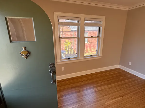 1611 S College Ave, Tulsa, OK 74104