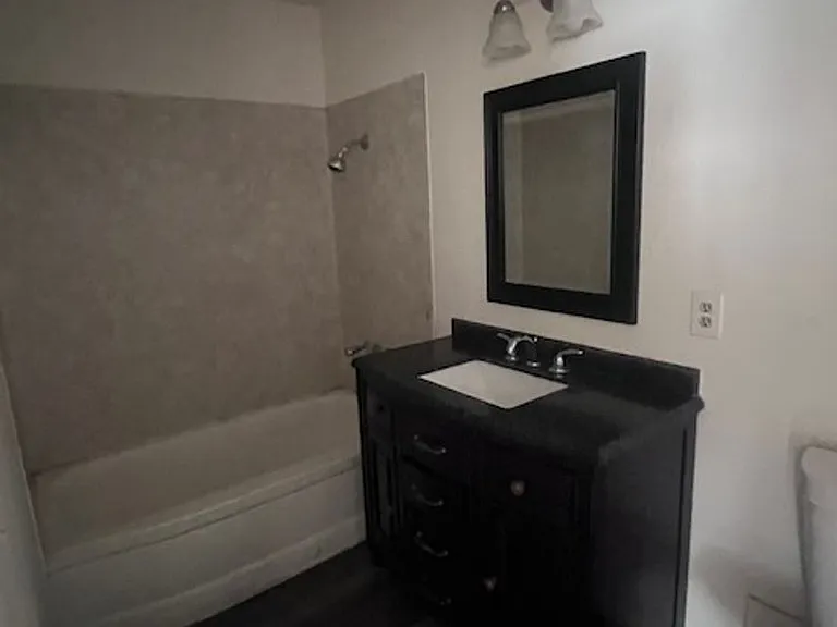Spacious 1 Bed / 1 Bath Apartment in Colton! — Photo 11