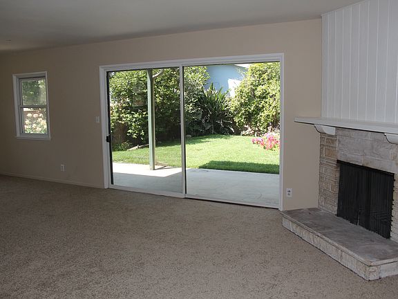 5th image of 6109 Shadyglade Ave