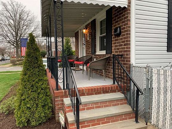 2nd image of 451 Jackson Ave