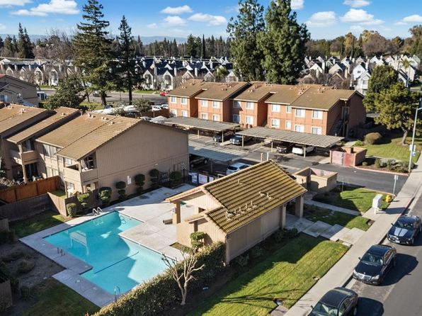 495 Cherry Ln APT F, Manteca, CA 95337