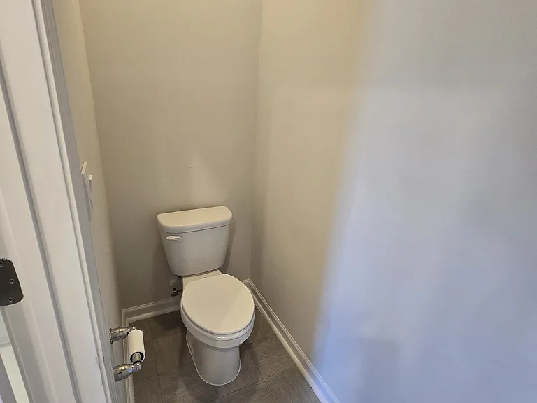 803 Washington St — Photo 29
