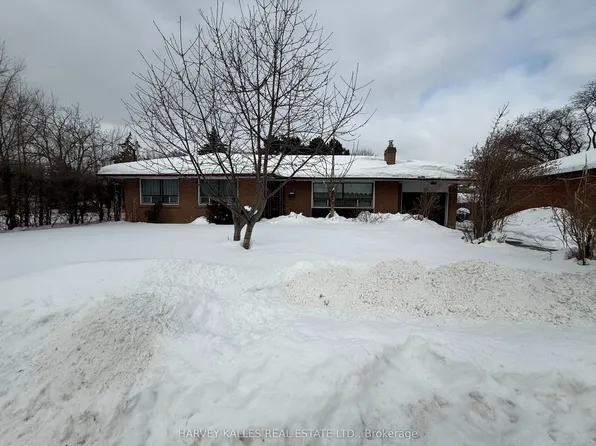 214 Dixon Rd, Toronto, ON M9P 2M1