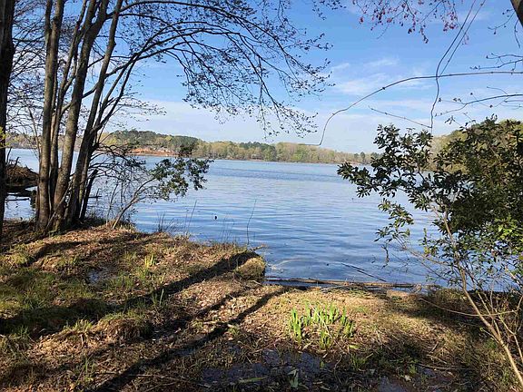 4th image of 1050 Sailview Dr