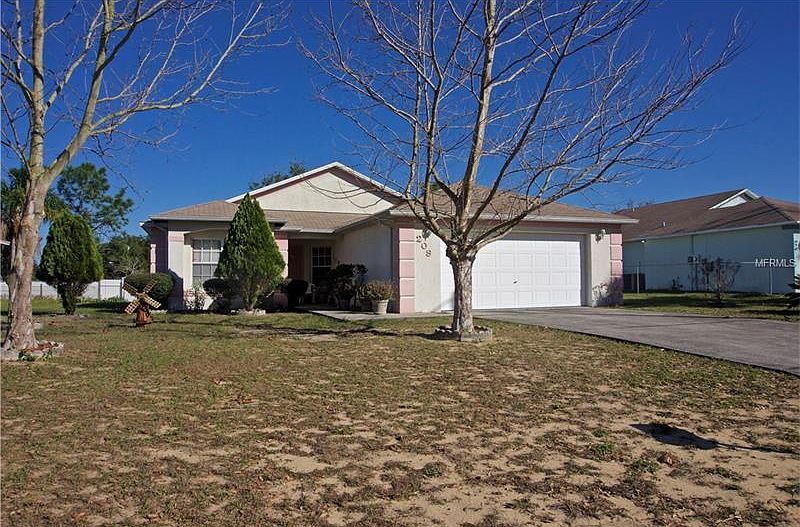 1st image of 209 Arlington Heights Cir
