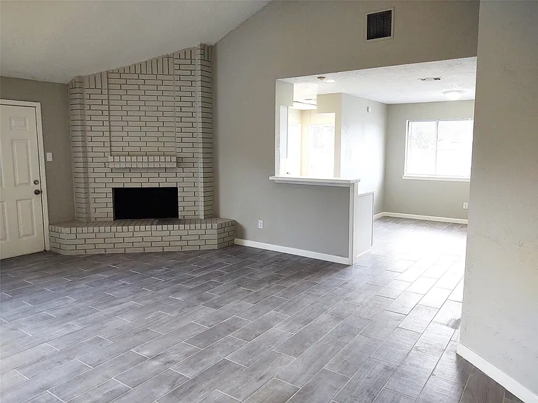 2187 Pilgrims Bend Dr — Photo 5