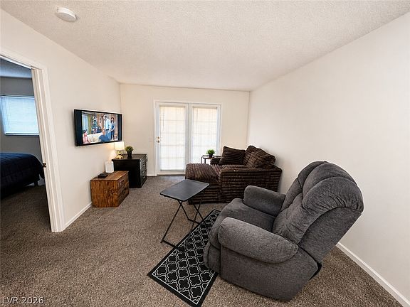 2nd image of 4211 Sanderling Cir Unit 285