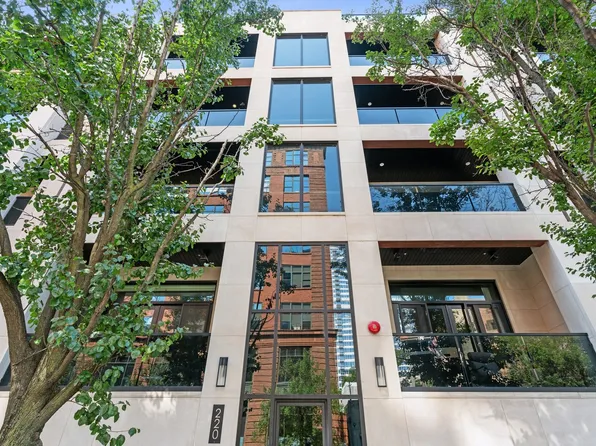 236 S Green St #2S, Chicago, IL 60607