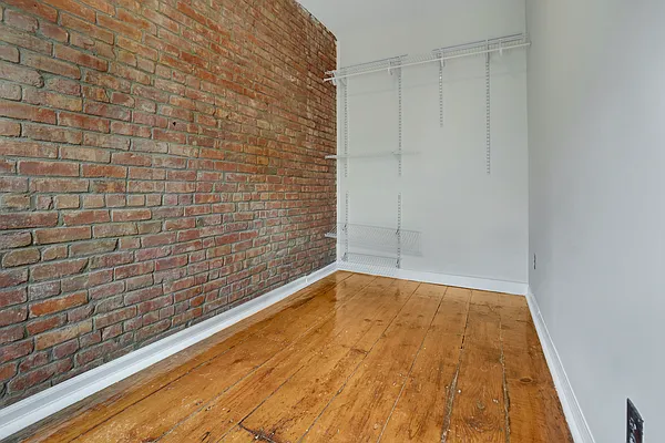 Rented by Twyford Real Estate | media 9