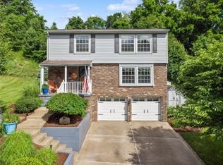 2112 Cayuga Dr, Pittsburgh, PA
