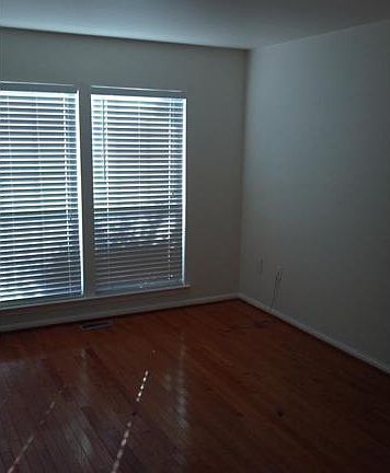 5th image of 4522 Waverly Crossing Ln