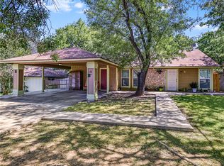 111 Meteor Dr, Austin, TX 78745