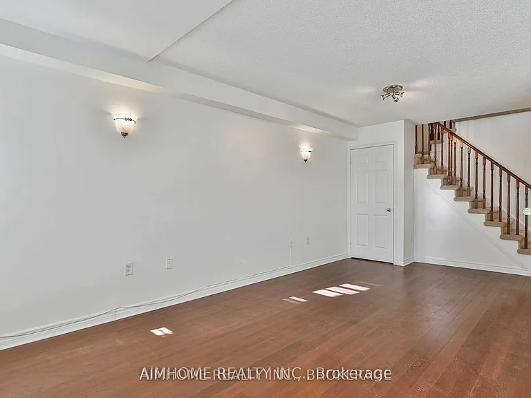 348 Kittridge Rd — Photo 6