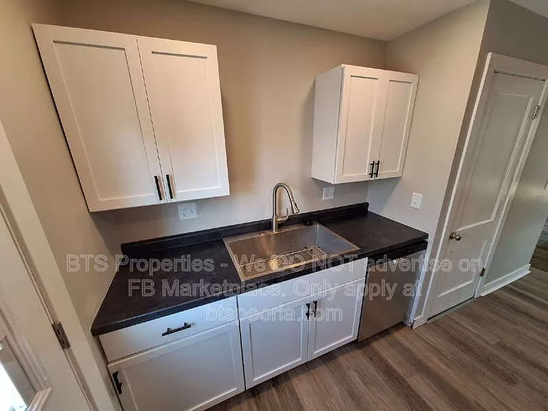 813 E Sciota Ave — Photo 4