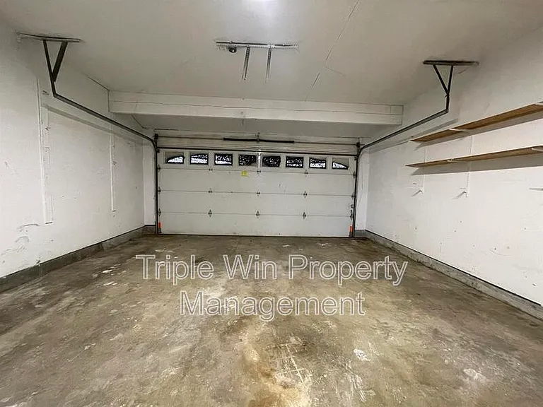 1725 Orletto Way — Photo 11