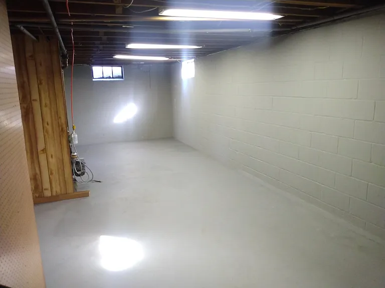 20434 Jefferson Blvd — Photo 8