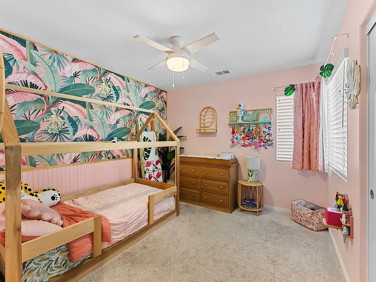 5428 Meridian Pl — Photo 32