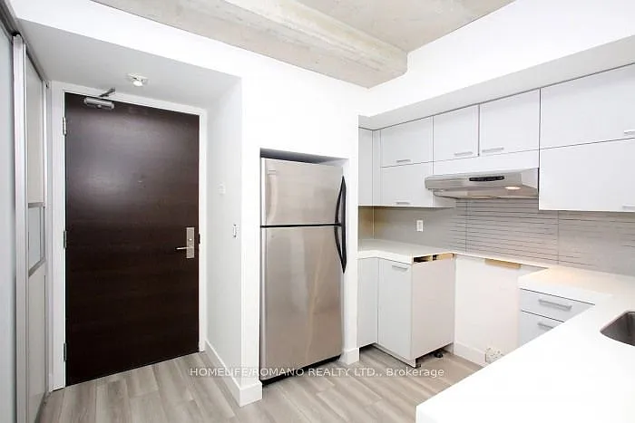 43 Stewart St #104 — Photo 8